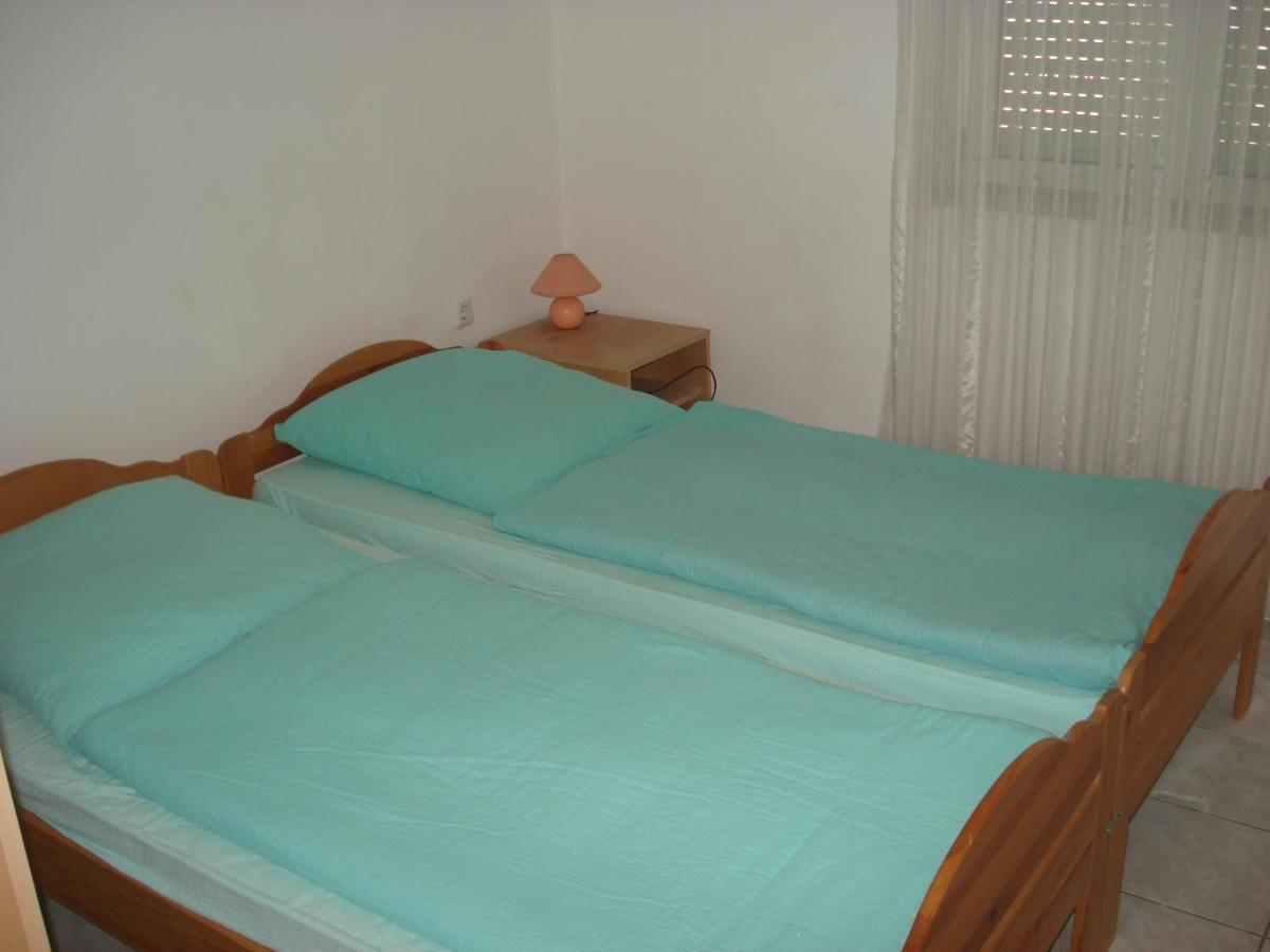 Apartments Zara Вир Экстерьер фото